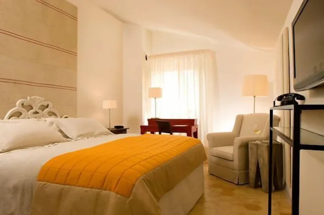 غرفة رومانسية مفردة بسرير فردي، Palazzo Seneca 2/4