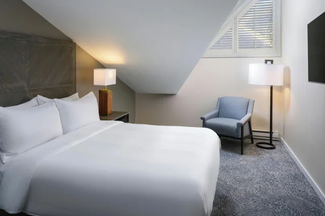 لوفت بشرفة بغرفتي نوم، Marriotts StreamSide Douglas at Vail 3/7