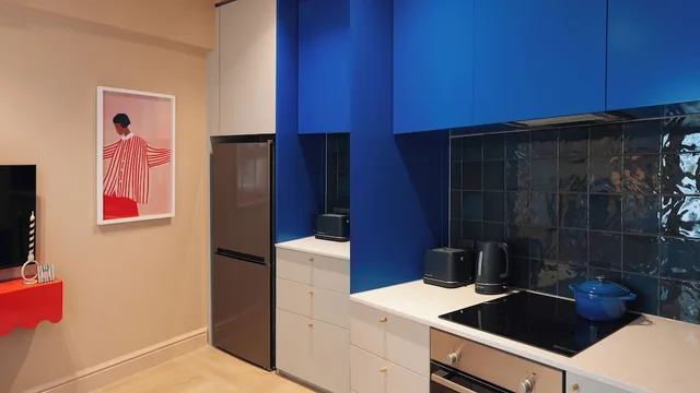 غرفة قياسية بسرير كوين، The Trade Boutique Hotel 4/4