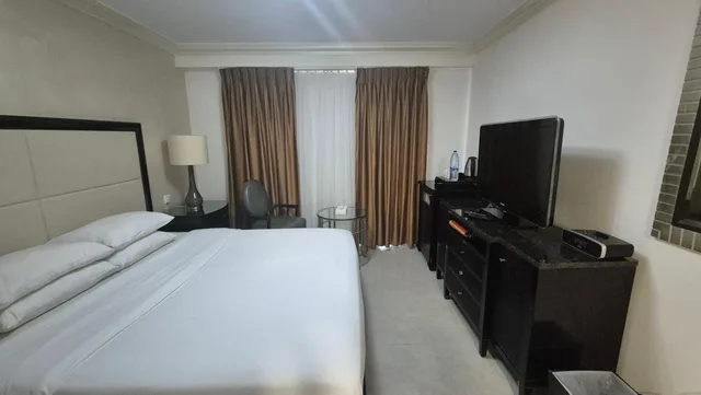 Standard, Single, LE VENDOME HOTEL 1/7