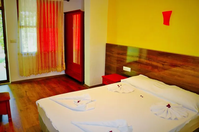 Room, Twin Beds, Simge Pension 3/3