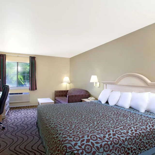 جناح ديلوكس بسرير كينج، Days Inn by Wyndham Kerrville 3/4