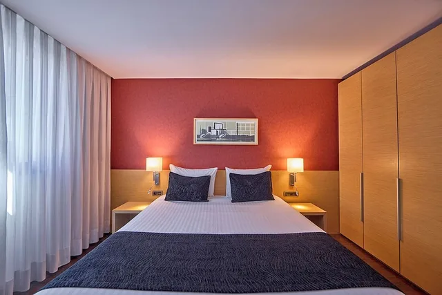غرفة رباعية بسرير كوين مع أريكة، Civis Luz Castellon (ex Sercotel) 2/5