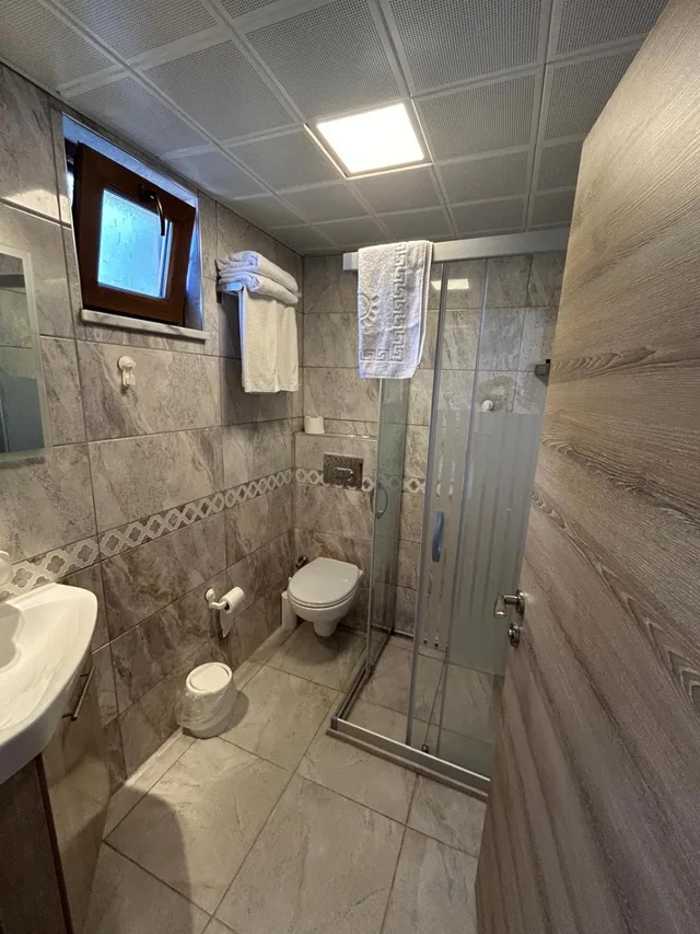 غرفة اقتصادية ثلاثية، Hotel Vitis 6/7