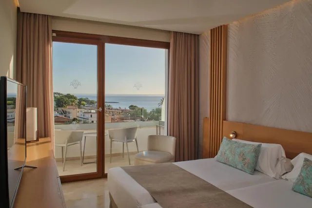 غرفة سوبيريور بسرير مزدوج أو سريرين منفصلين بإطلالة جزئية على البحر، Hotel Son Caliu Spa Oasis Superior 4/10