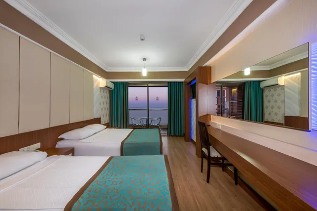 Room, Double Bed, Castle View، Tac Premier Hotel Spa 4/10