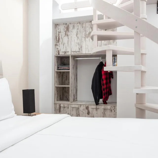Family, Mountain View, Two Story، Tristhenia Hotel 9/10