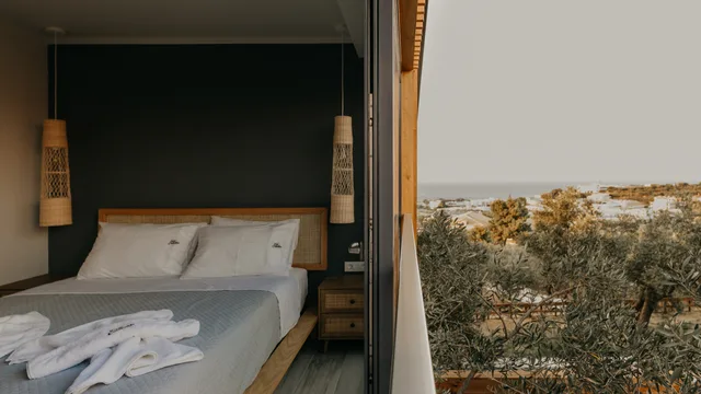 tree house, private pool، Zante Calinica 4/5