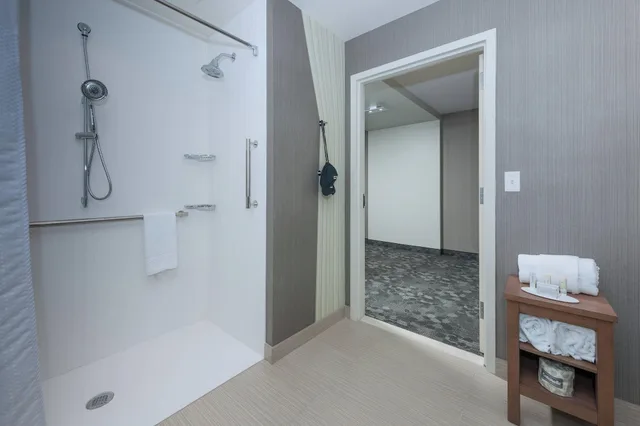 Room, Multiple Beds، COURTYARD BOSTON LITTLETON 5/5