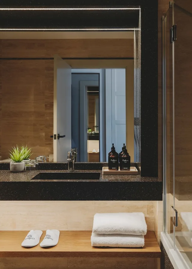 غرفة سوبيريور بسريرين منفصلين، Gallery Hotel 7/7