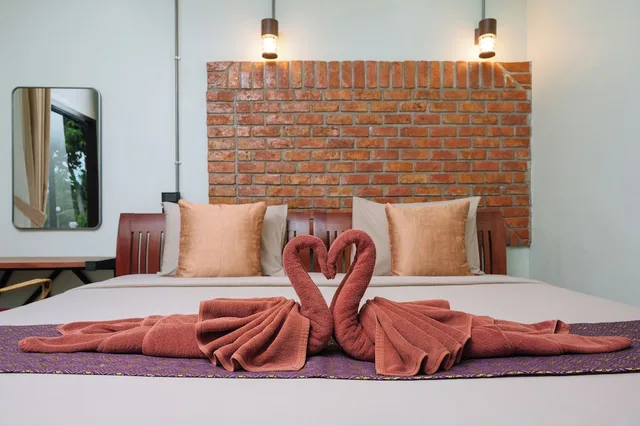 Standard, King Bed, Pool View, Pongphen Guesthouse 5/10