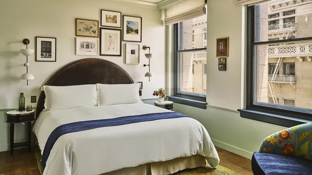 غرفة بسرير كينج بإطلالة على المدينة، Hotel Per La 2/4