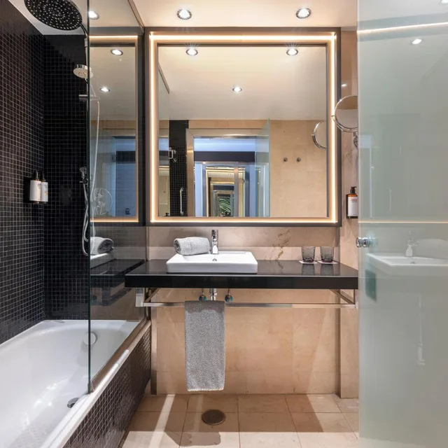 غرفة بريميوم بإطلالة على البحر، Hotel Cadiz Paseo Del Mar Affiliated By Melia 7/10