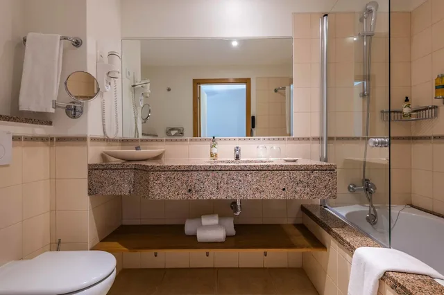 غرفة سوبيريور بسرير مزدوج أو سريرين منفصلين بشرفة، Vale D'oliveiras Quinta Resort And Spa 3/3