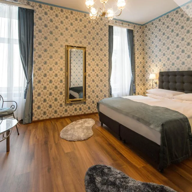 Theme, Superior, Double Bed، Hotel Urania 7/10