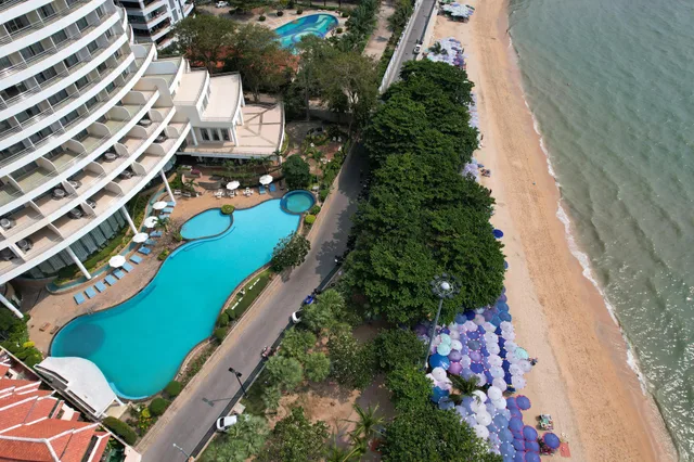 غرفة تُحدَّد عند الوصول، Adriatic Palace Pattaya 1/1