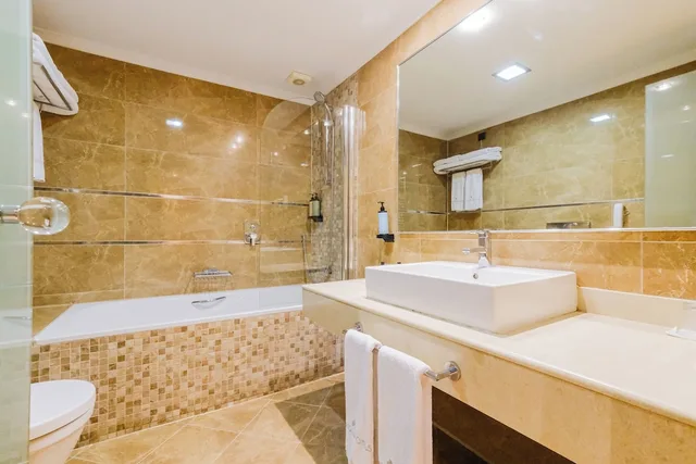 غرفة عائلية بسرير كينج مع أريكة، Anatolia Hotel 10/10