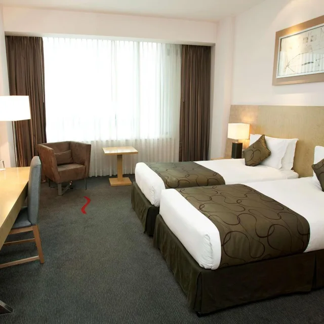 Superior, King Bed, PARK PLAZA CARDIFF 3/10