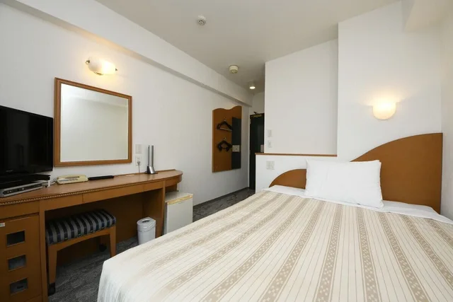 غرفة بسرير مزدوج بإطلالة على البحر، Naha Beach Side Hotel 3/7