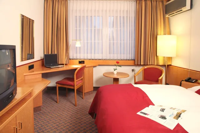 غرفة قياسية بسرير كوين، Mercure Hotel Koeln City Friesenstrasse 3/5