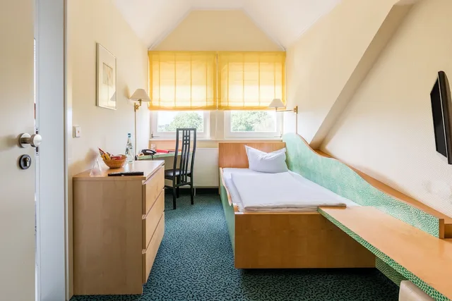 Standard Single, Azimut Hotel Dresden 4/5
