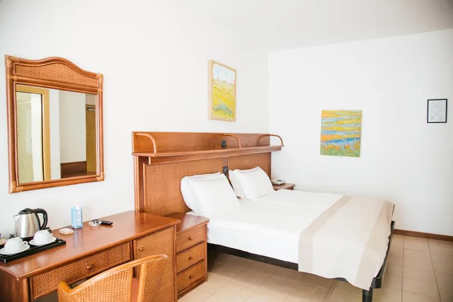 Room, Double Bed, Hotel Bristol 5/10
