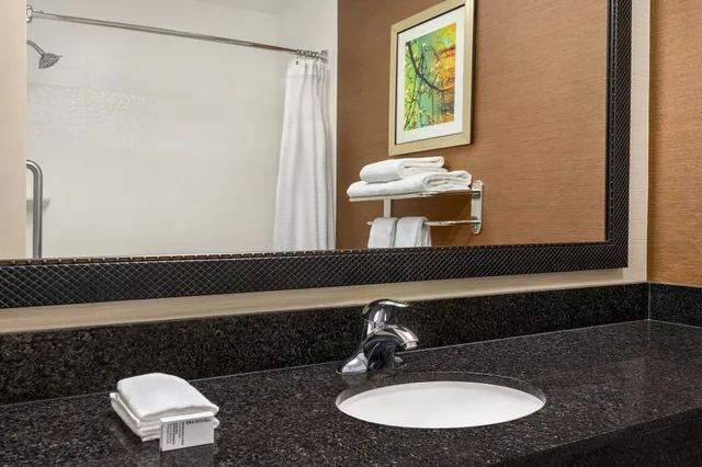 غرفة بسرير كينج، Fairfield Inn By Marriott Philadelphia Airport 7/9