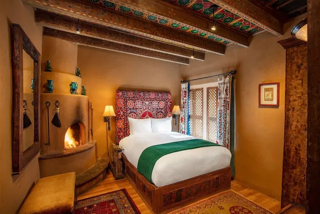 غرفة ديلوكس مفردة بسرير كوين، The Inn Of Five Graces 1/1