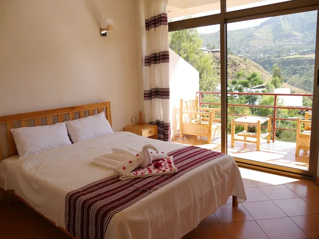 غرفة قياسية بإطلالة على الجبل بشرفة مفردة بسرير كوين، Sora Lodge Lalibela 1/10