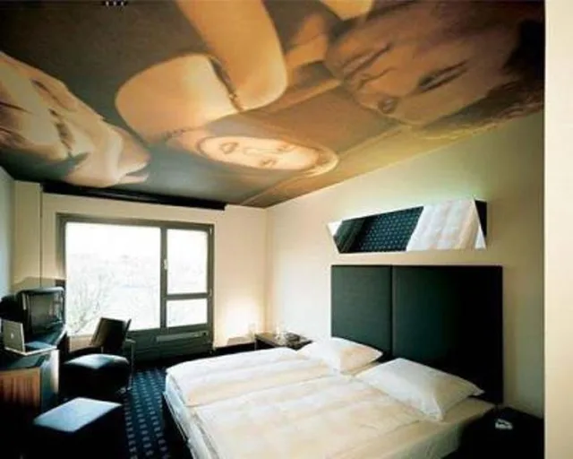 غرفة بزنس بسرير مزدوج، Kult Hotel 1/2