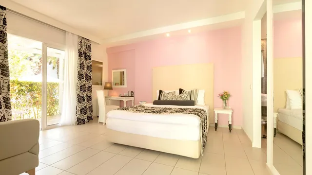 جناح جونيور، Mandraki Village Boutique Hotel 1/10