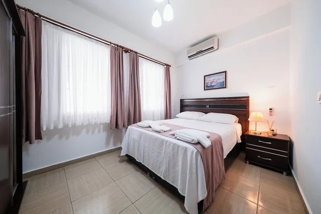 غرفة قياسية بسرير مزدوج، Albatros Hotel 1/3