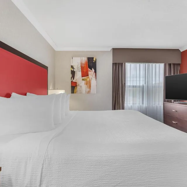 جناح بسرير كينج مع أريكة بمطبخ، Best Western Plus Rose City Suites 5/7
