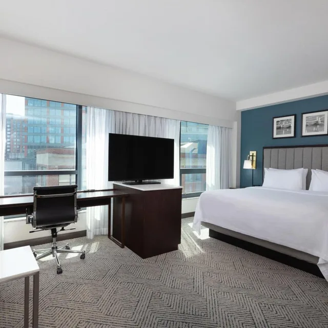 جناح استوديو بسرير كينج مع أريكة بحوض استحمام لذوي الإعاقة، Residence Inn By Marriott Boston Back Bay Fenway 6/10