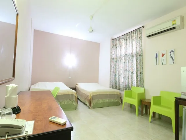 غرفة عائلية بسريرين كوين، Numsin Hotel 2/3