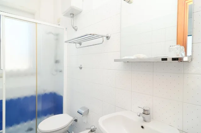 غرفة سوبيريور بسرير مزدوج بإطلالة على البحر بشرفة، Terme Marina Hotel 3/3