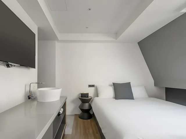 غرفة قياسية بسرير كوين، LUMI HOTEL 5/10
