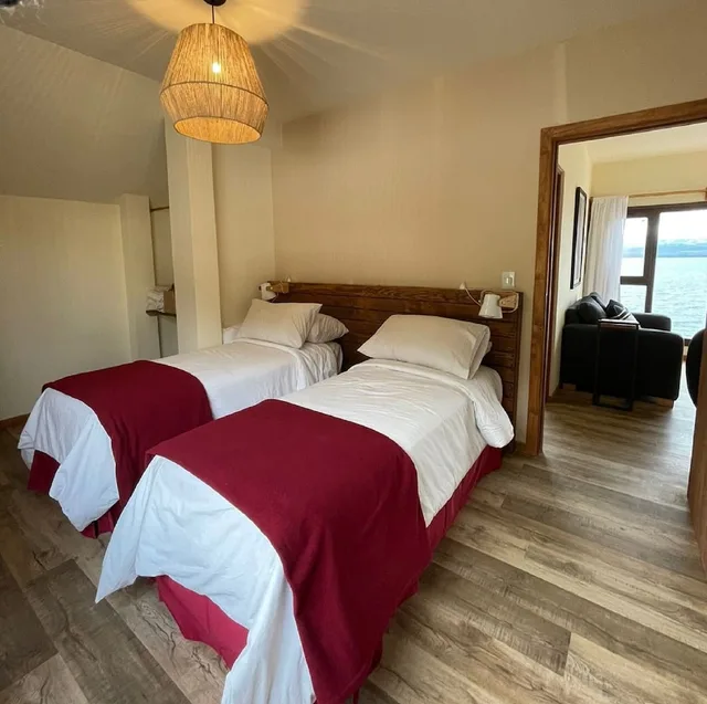 جناح عائلي بسرير كوين وسريرين منفصلين، Hosteria Nordico Lake By Nordic 2/2