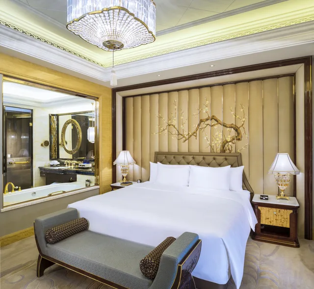 غرفة غراند ديلوكس بسرير كينج، Wanda Reign Wuhan 3/6