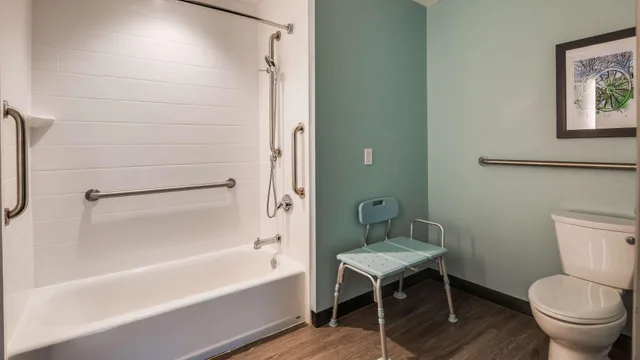 غرفة بسريرين كوين لذوي الإعاقة، Best Western Plus Executive Residency Marion 5/6