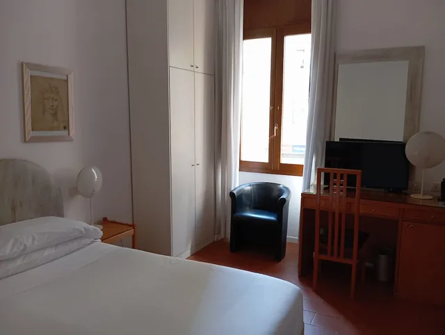 غرفة كلاسيكية بسرير كوين، Palazzo Ognissanti 1/9