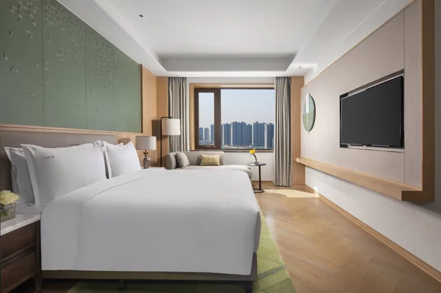 Suite, Single Bed, Holiday Inn Zhengzhou High-Tech Zone 3/6