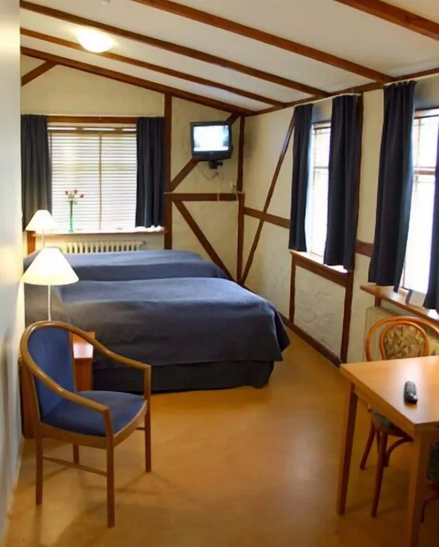 استوديو، Hotel Fron 9/10