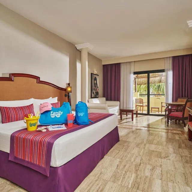 Junior Suite, Family, Family Selection At Grand Palladium Vallarta Resort Spa All Inclusive 1/10