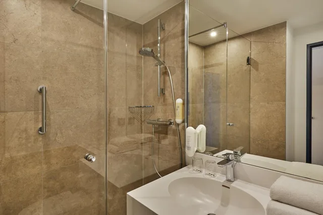 غرفة كومفورت ثلاثية بسرير فردي، H Hotel Koln Bruhl 9/10