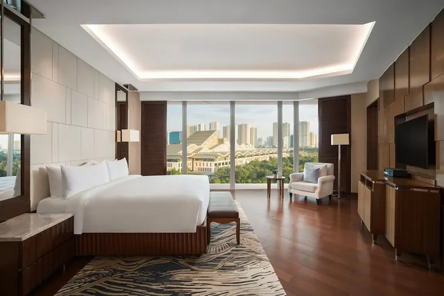 جناح تنفيذي بسرير كينج بإطلالة على البحيرة، Jw Marriott Hotel Hanoi 1/4