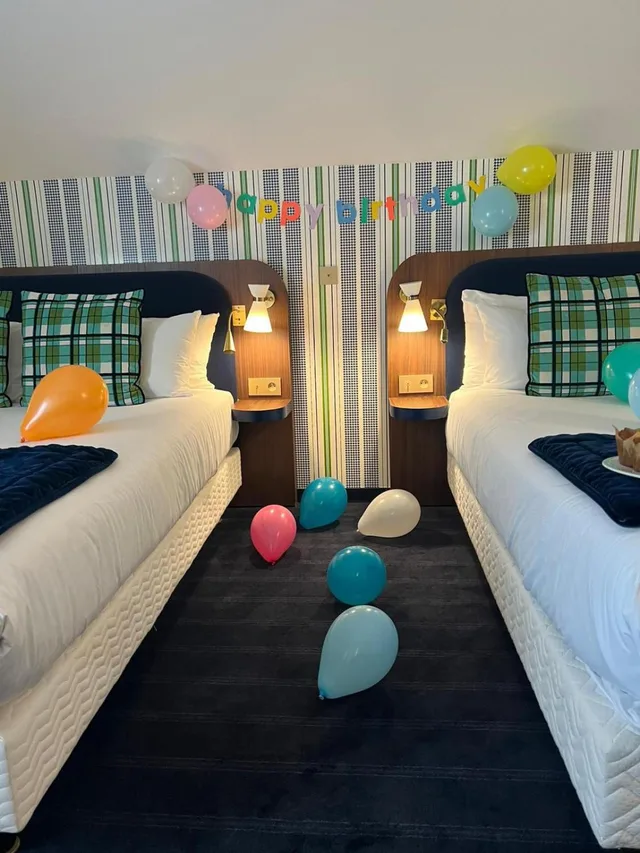 Family 6، Auberge Du Cheval Blanc 3/9