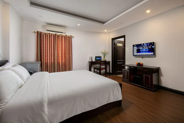 Superior, Double Bed, Duc Trong Hotel Hanoi 2/4
