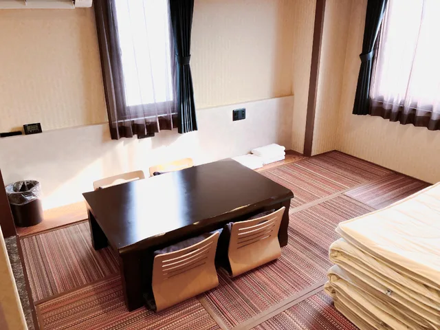 غرفة يابانية قياسية بفرشتي فوتون للمدخنين، Hotel Livemax Kanazawa Idaimae 1/1