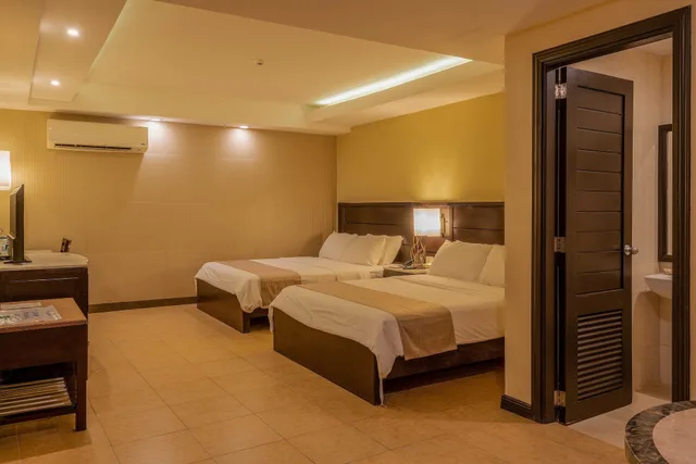 غرفة عائلية بسرير كينج وسريرين كوين، Coron Westown Resort 5/10